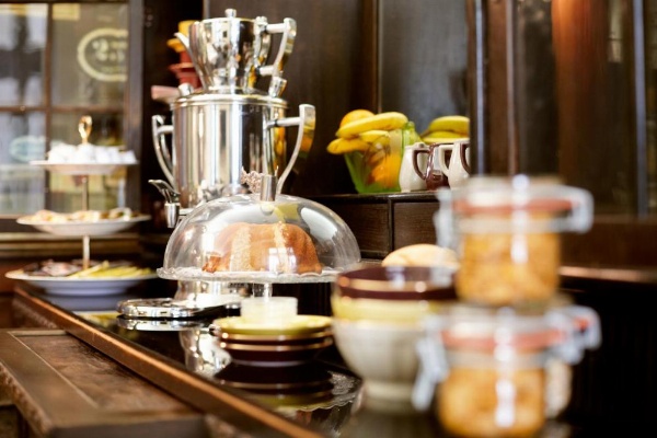 Saint SHERMIN bed breakfast & champagne image 10