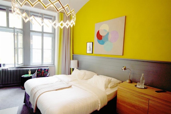 Saint SHERMIN bed breakfast & champagne image 34